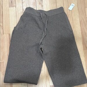 NWT! GAP Brown Knit Joggers